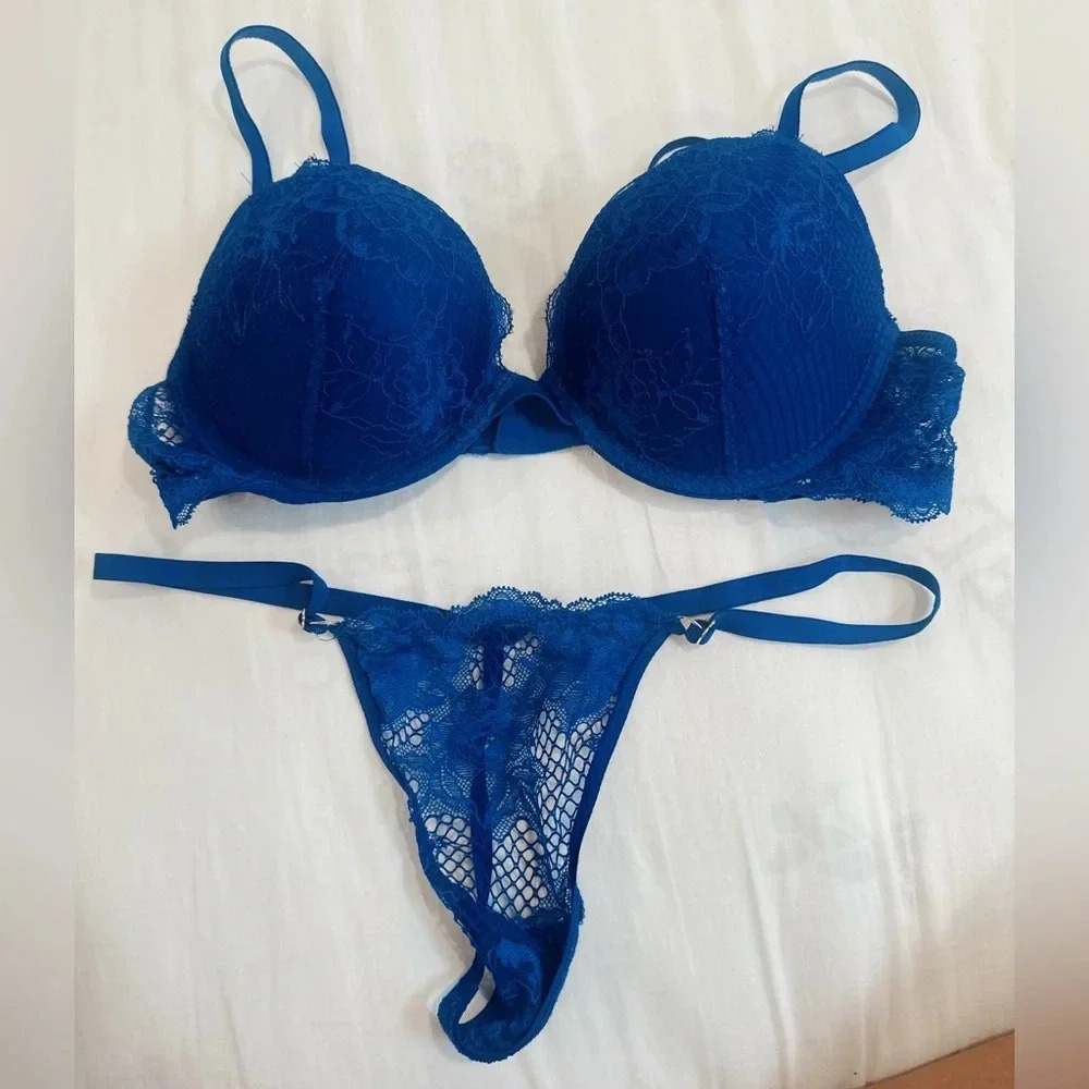 VICTORIA’S SECRET NEVER WORN SET 34B/small